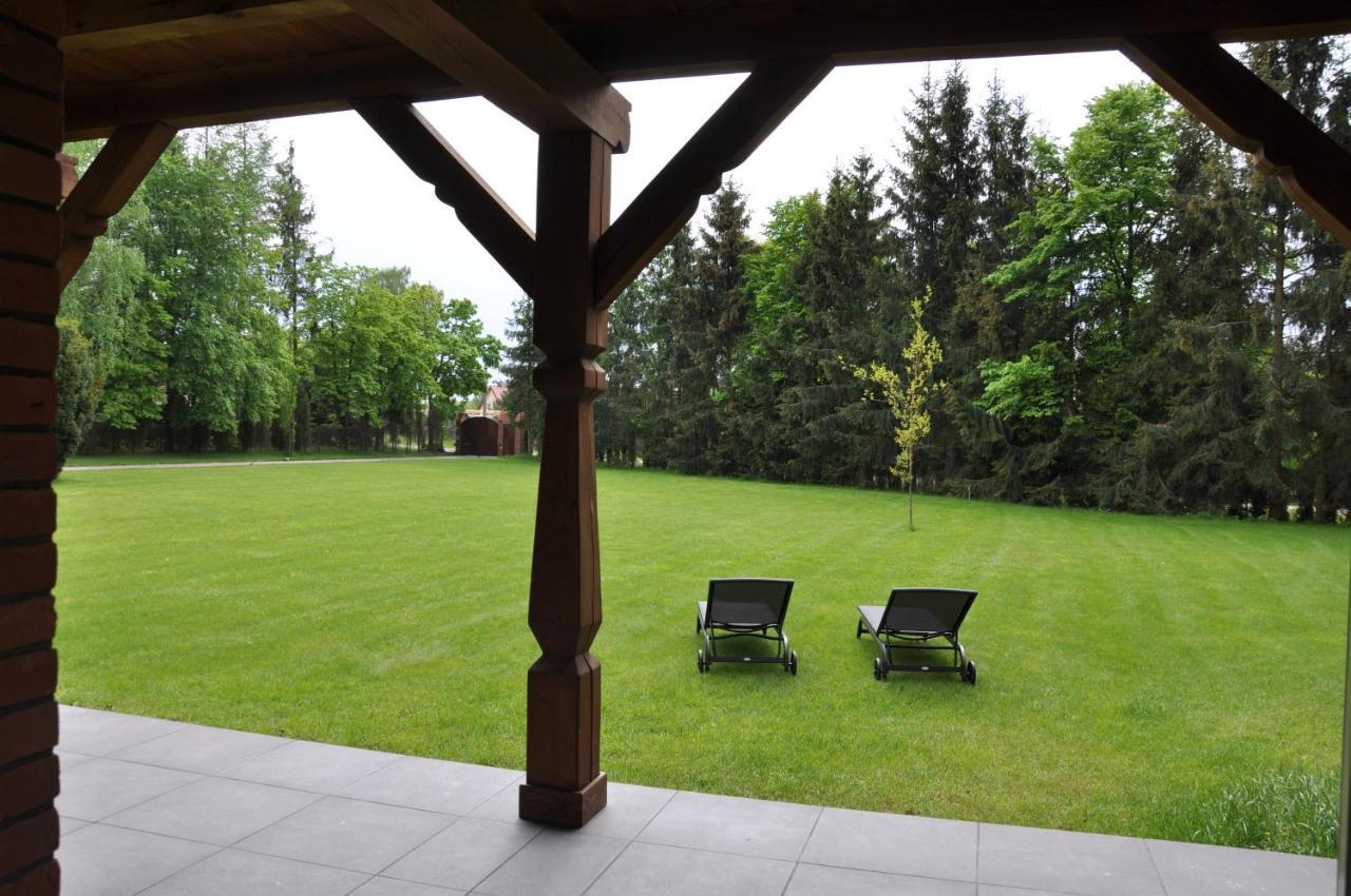Monte Carvick Nad Jeziorem Seksty Karwik Exterior photo