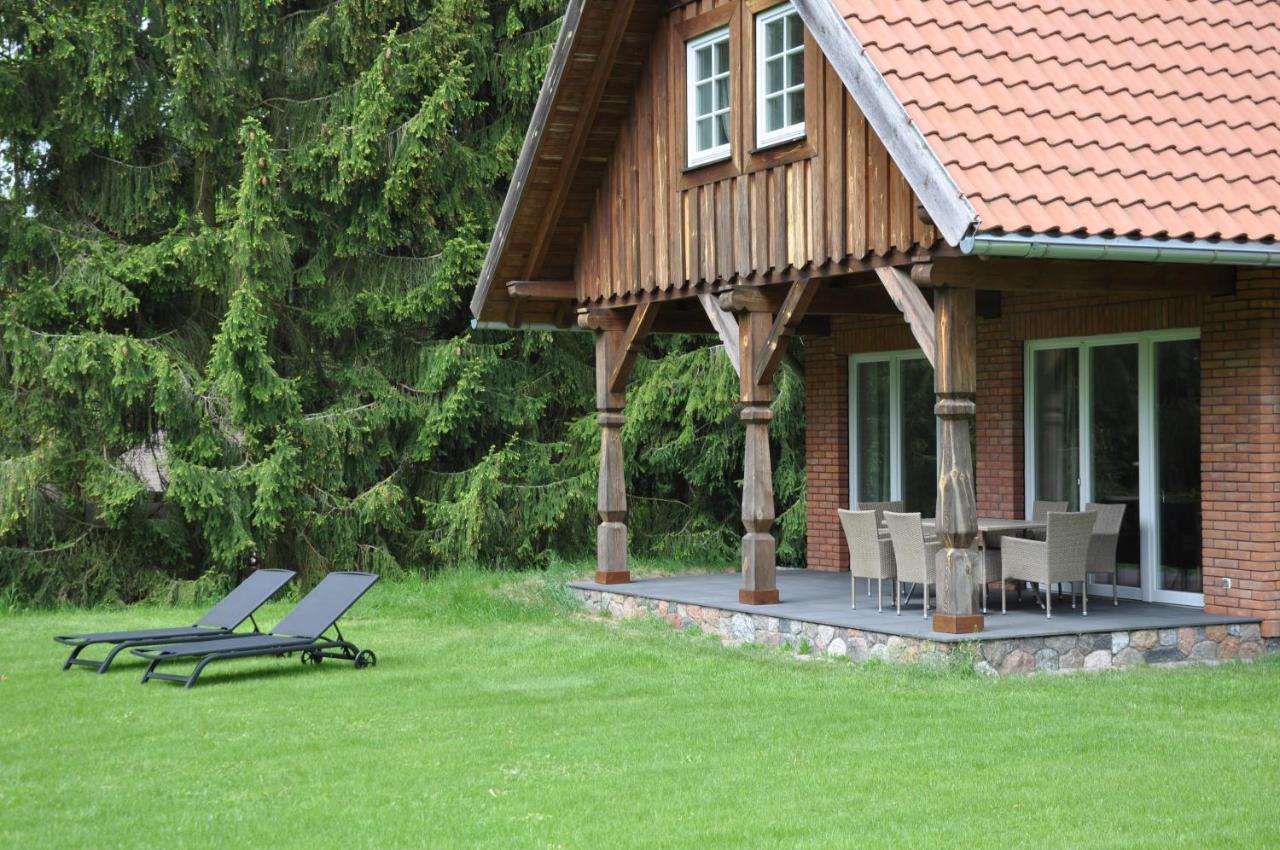 Monte Carvick Nad Jeziorem Seksty Karwik Exterior photo